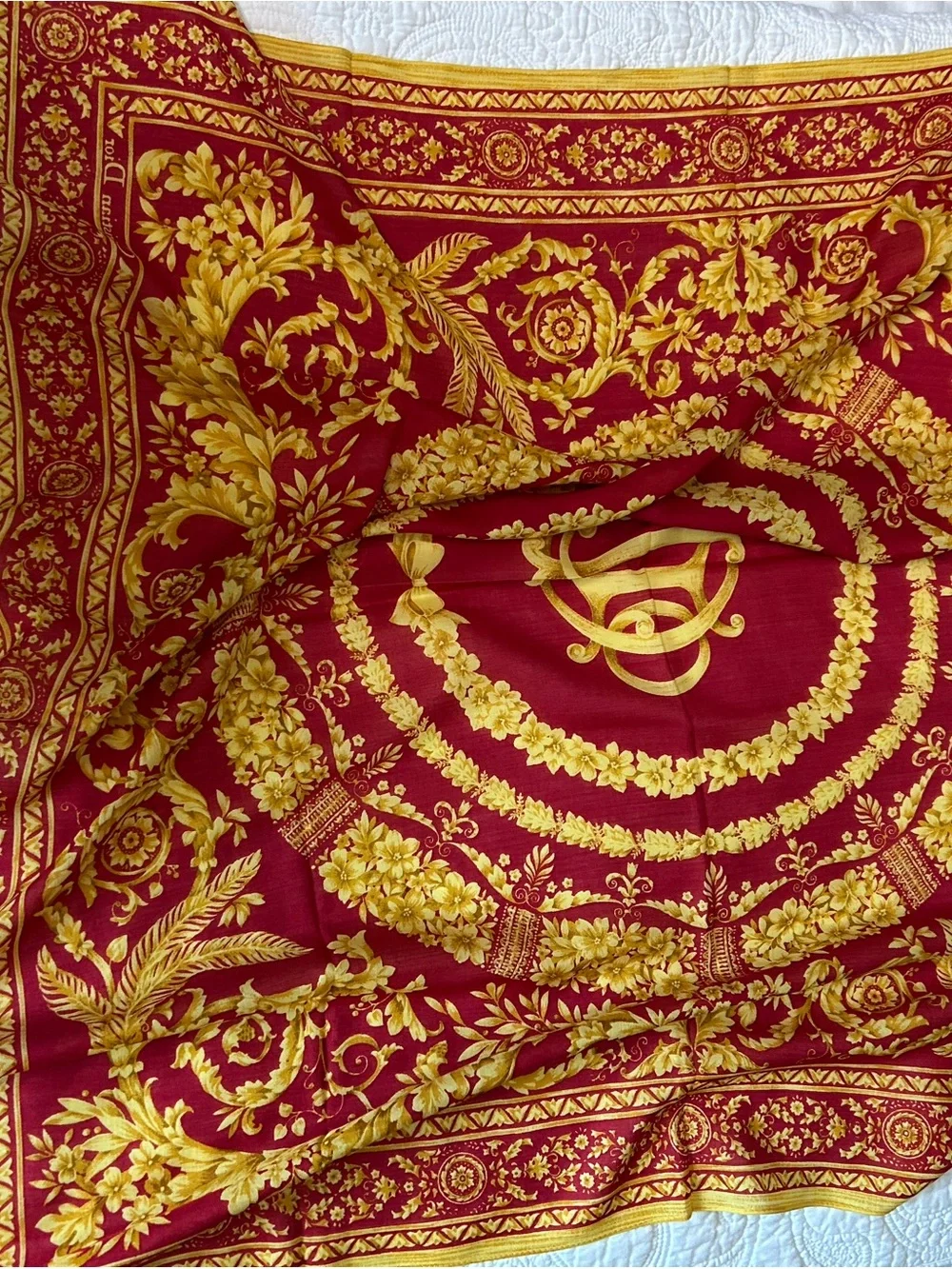 ♥️Vintage Christian Dior Red and Gold Baroque Scarf♥️